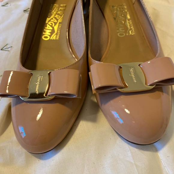 Ferragamo Vara Patent Pump - Picture 9 of 10